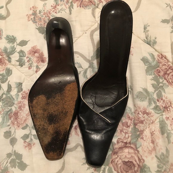 Black and white slip on heels - Picture 2 of 3